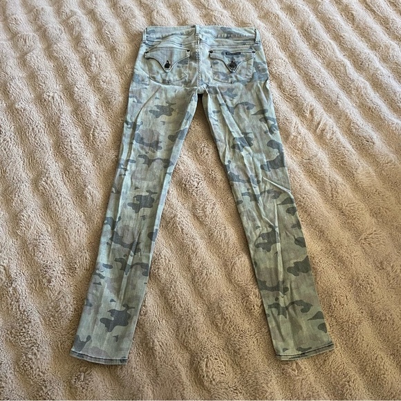 HUDSON JEANS
COLLIN SKINNY JEANS - CAMO size 28 - Picture 5 of 12